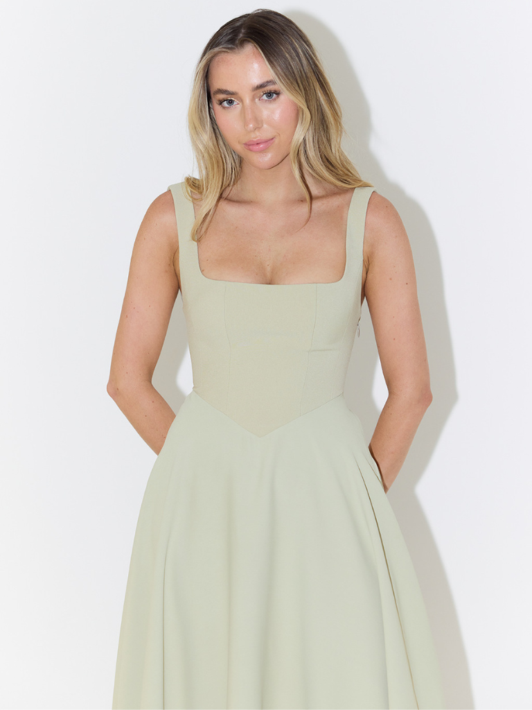 Auriane | Robe Midi Élégante